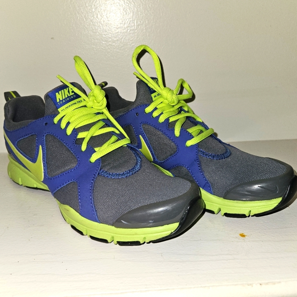 Women’s Nike Training TR2 Shoes- Grey/Volt Sz 6